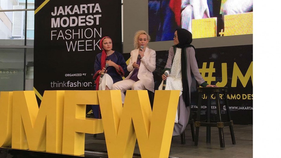 JMFW 2018, Mendatangkan 'Dunia' ke Lanskap Modest Fashion Indonesia