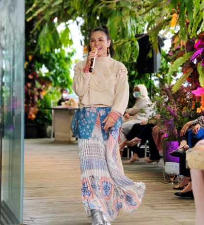 Aleza Merayakan Perjalanan Cantik Melalui "Elysian"