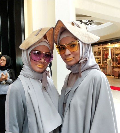 Dari Grunge hingga Terpal Bag, Interpretasi Tren Mode di Jakarta Fashion Trend 2019