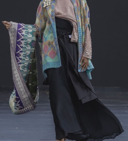 Merayakan Pesona Fashion & Wastra Lombok Sumbawa