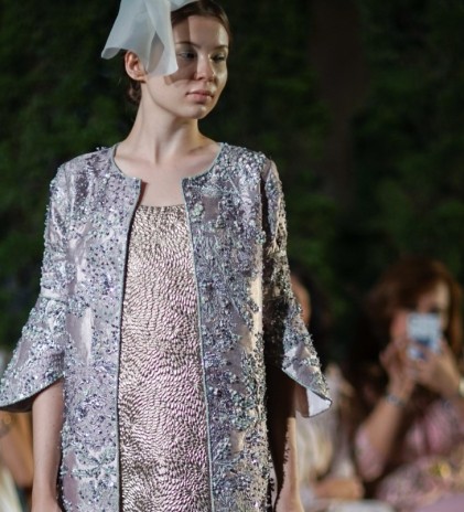 Olahan Feminin & Modest Ronauli Liu Fall/Winter 2019