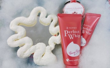 Baru dari Senka, Perfect Whip Berry Bright untuk Wajah Lebih Cerah Merona