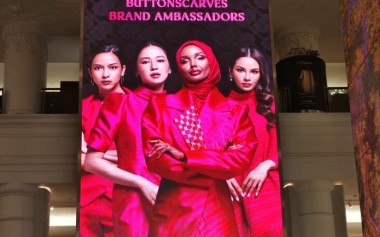 Halima Aden, Laura Basuki, Putri Marino dan Alyssa Daguise Jadi Brand Ambassador Buttonscarves