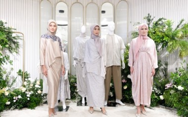 Lihat Koleksi Lebaran Kami. 'Prudence'