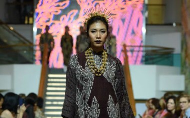 Motif New Art pada Batik untuk Koleksi Lebaran Alleira