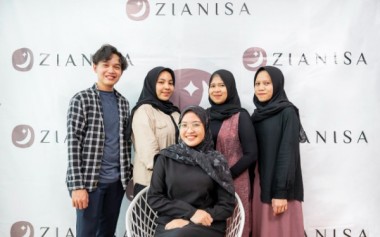Mukena Zianisa Bangkitkan Bisnis Lokal di Kala Pandemi