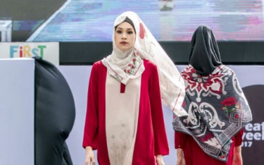 Presentasi Tren Ready-to-wear oleh desainer IFC Jakarta
