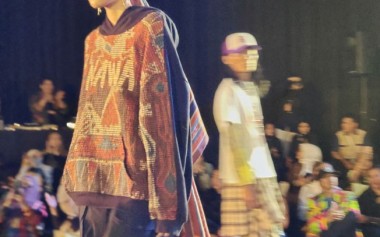 Streetwear Berlatar Wastra ala NAWA